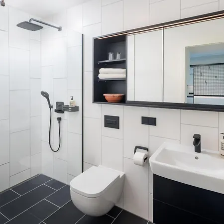 ホテル Ueberwasser