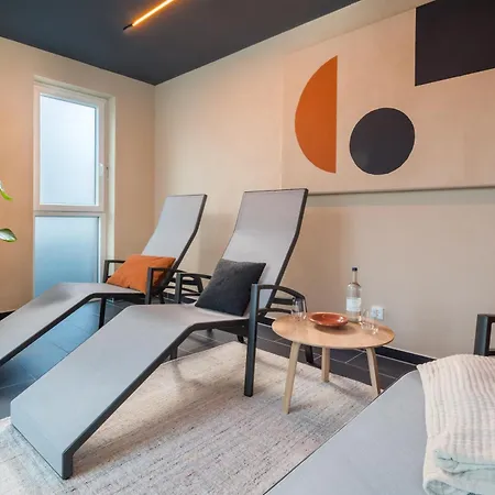 ホテル Ueberwasser