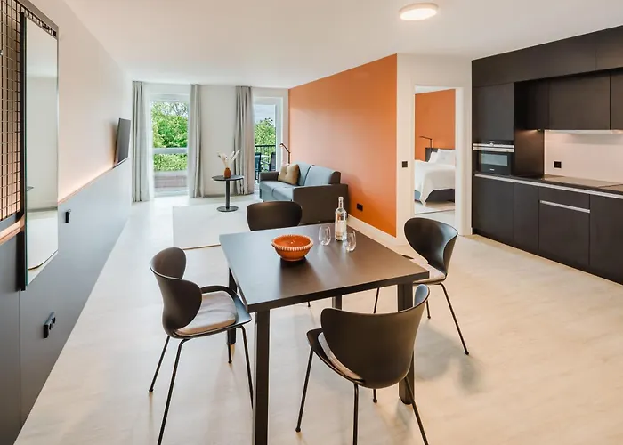 Ueberwasser Отель Куксхафен