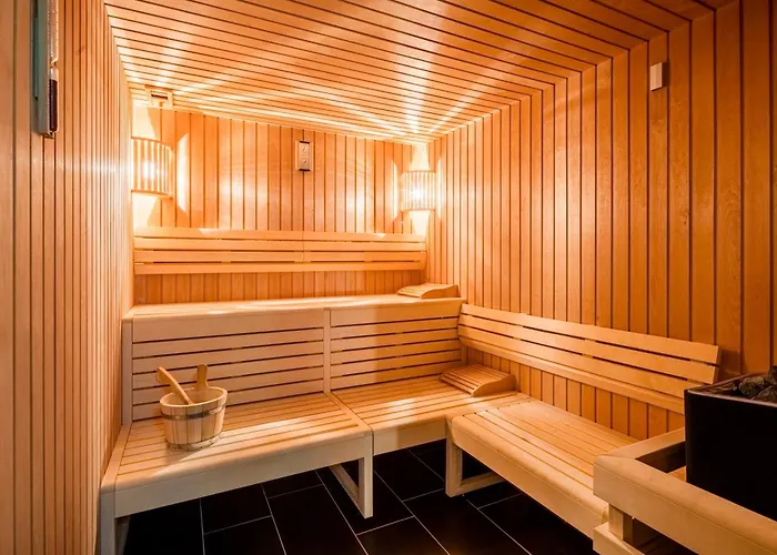 Ueberwasser Отель Куксхафен